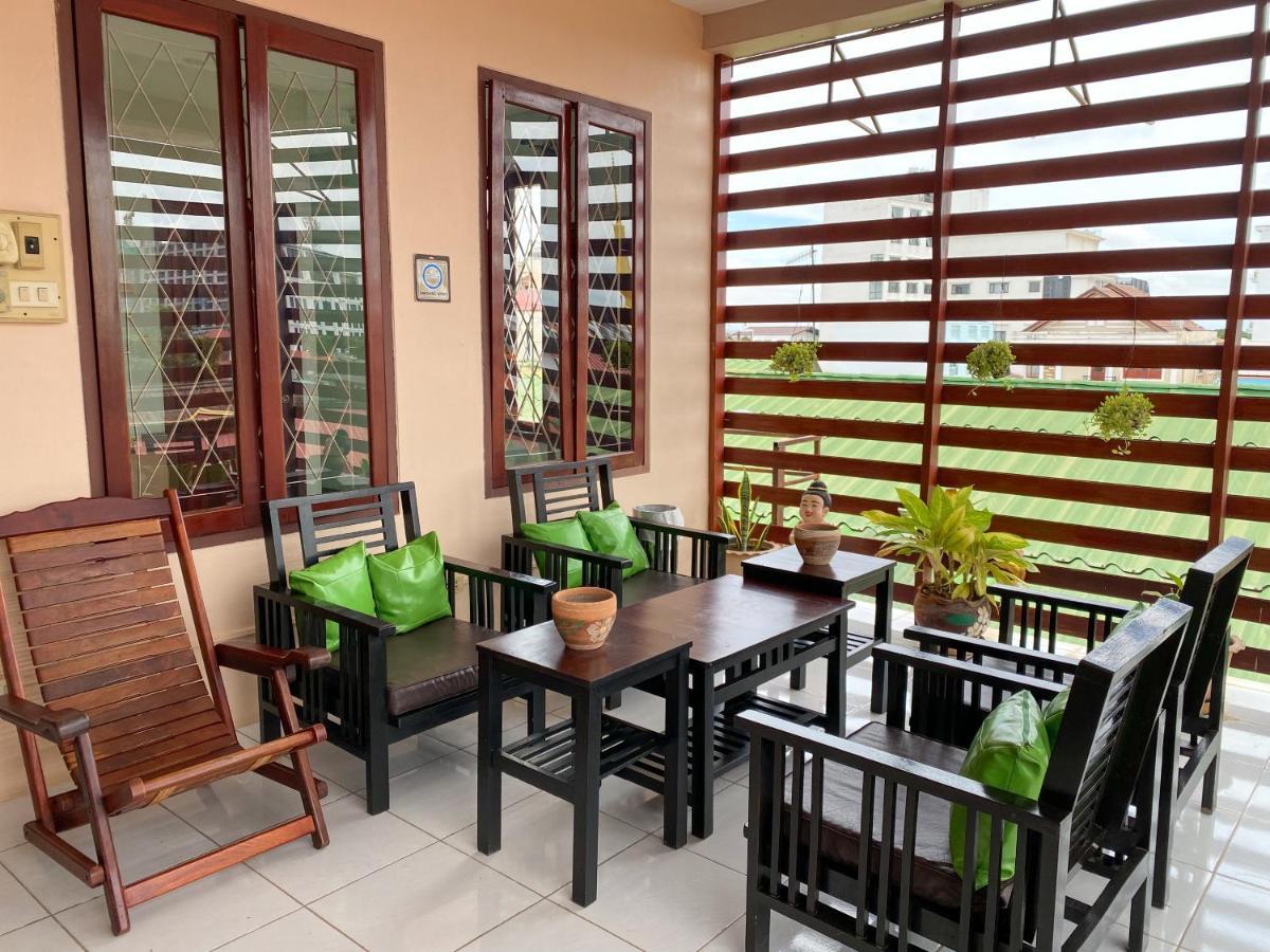 Mixay Paradise Hotel Vientiane Exterior photo
