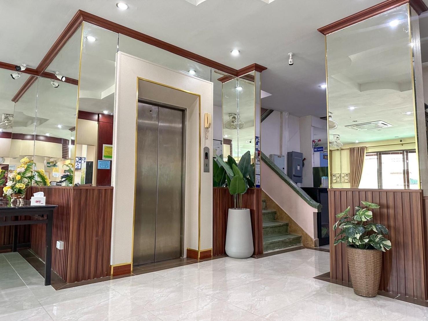 Mixay Paradise Hotel Vientiane Exterior photo